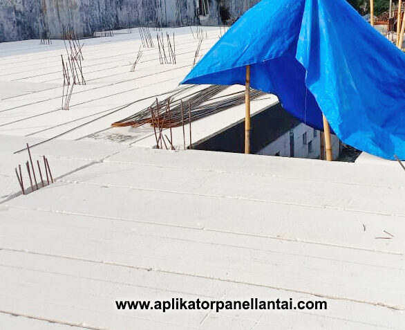 panel lantai terpasang
